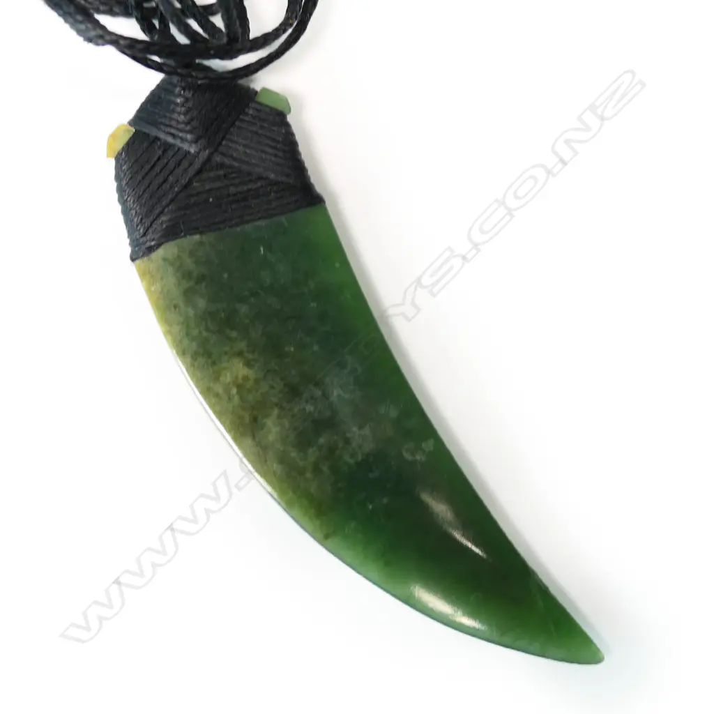 Jaded Tainui carved pounamu (raukaraka) rei niho (eye tooth) pendant Image 1++